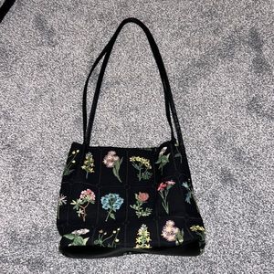 Black Floral Purse NWOT